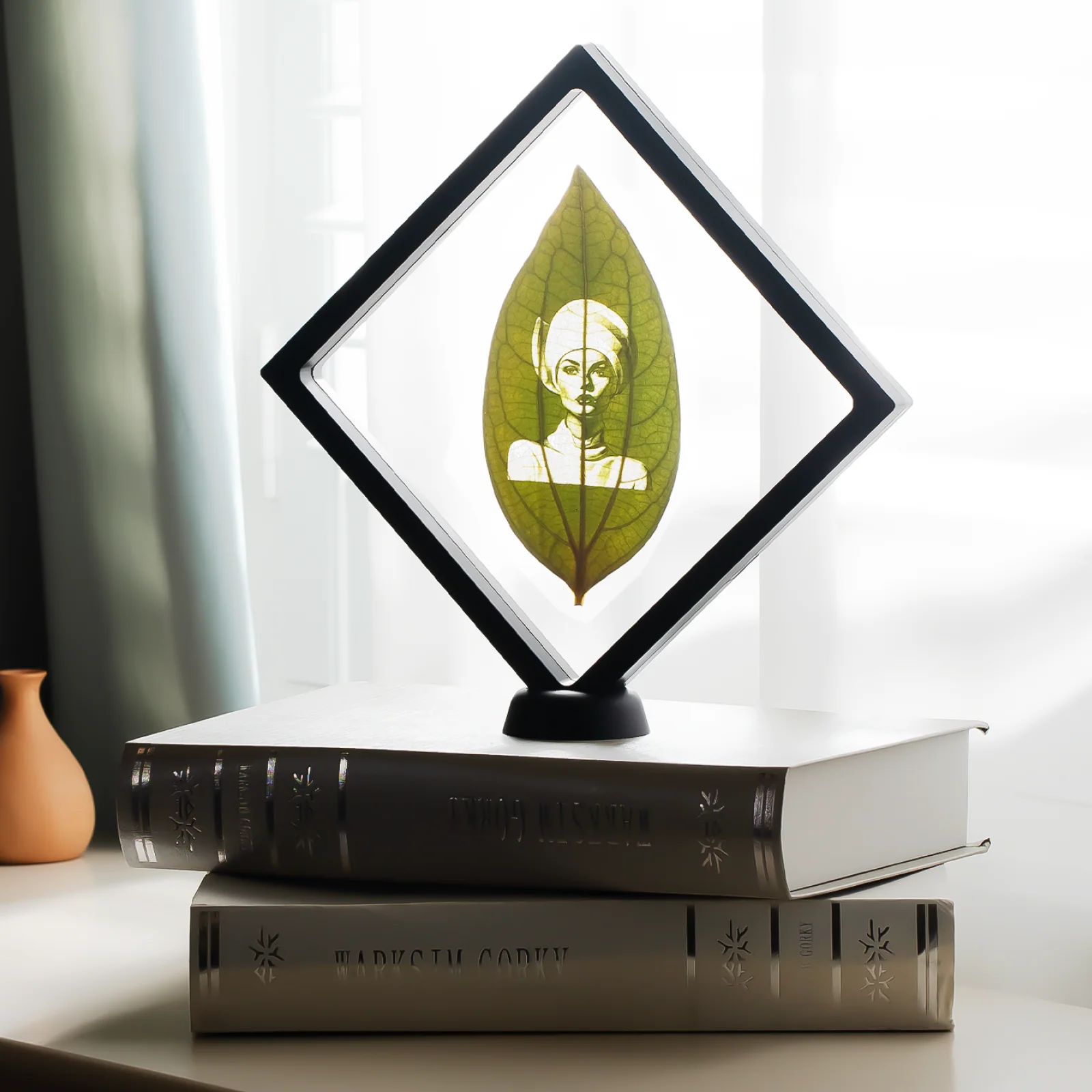 Black Floating Frame with Stand (2pcs) 17,8 × 17,8 cm - Image 6